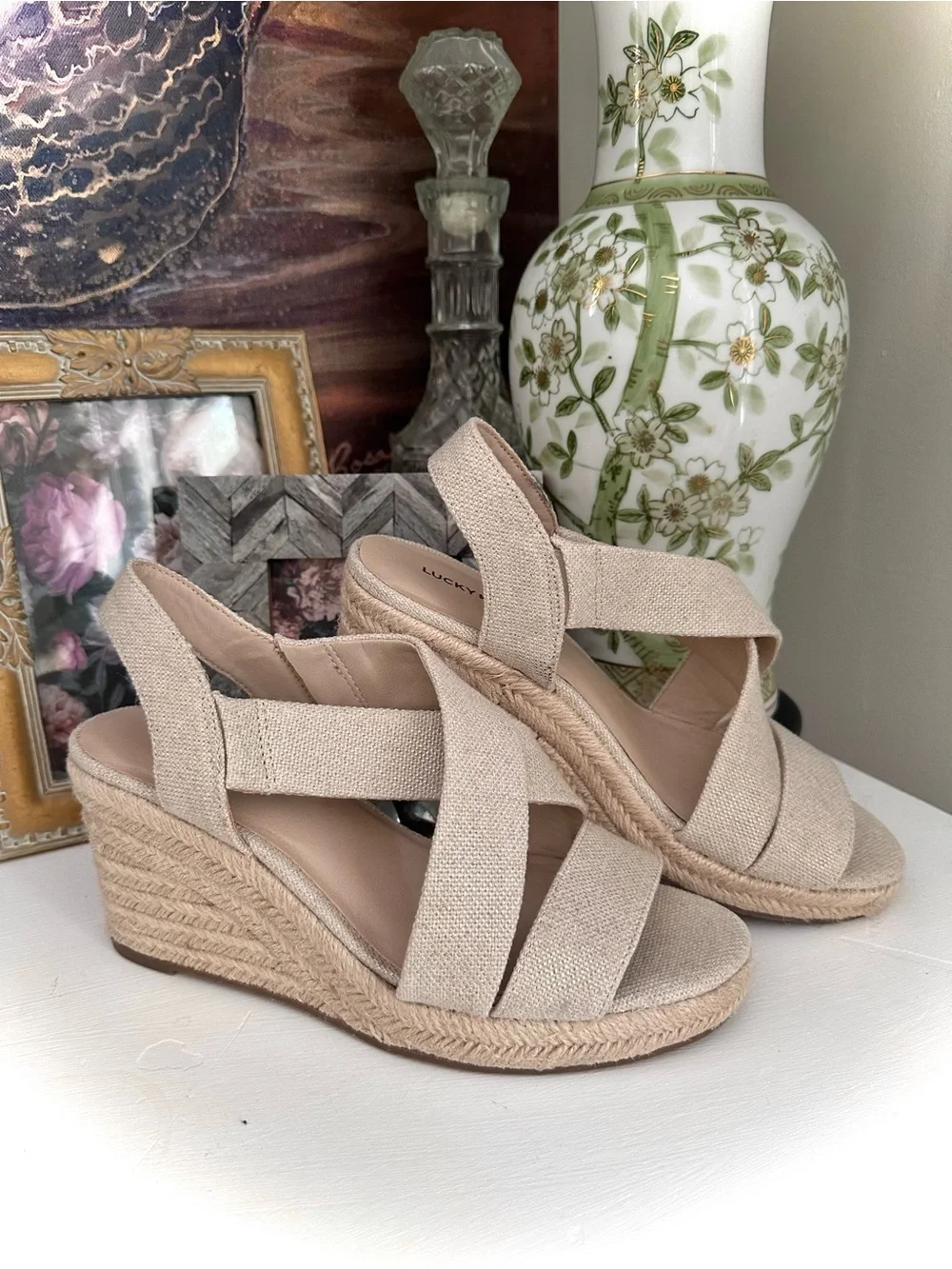 Lucky Brand Beige Espadrille Wedge Sandals Crisscross Straps Sz 7.5/38 Cliesa